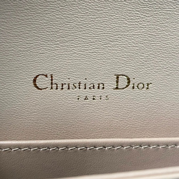 Authentic Dior Lady Dior Hazelnut Patent Cannage Pouch on Chain - Picture 9 of 16